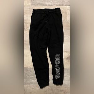sweat pants